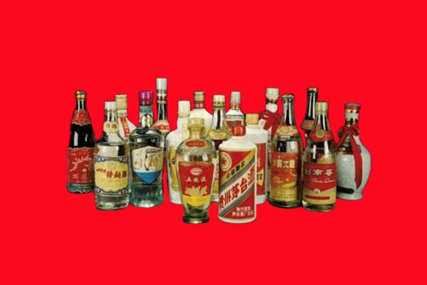 龙子湖区回收十八老酒.jpg